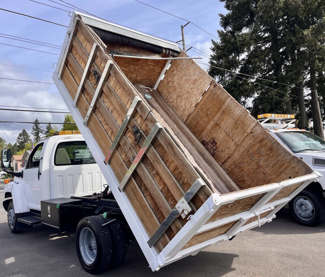 Used 2008 Chevrolet Kodiak C4500 2WD Regular Cab image 10