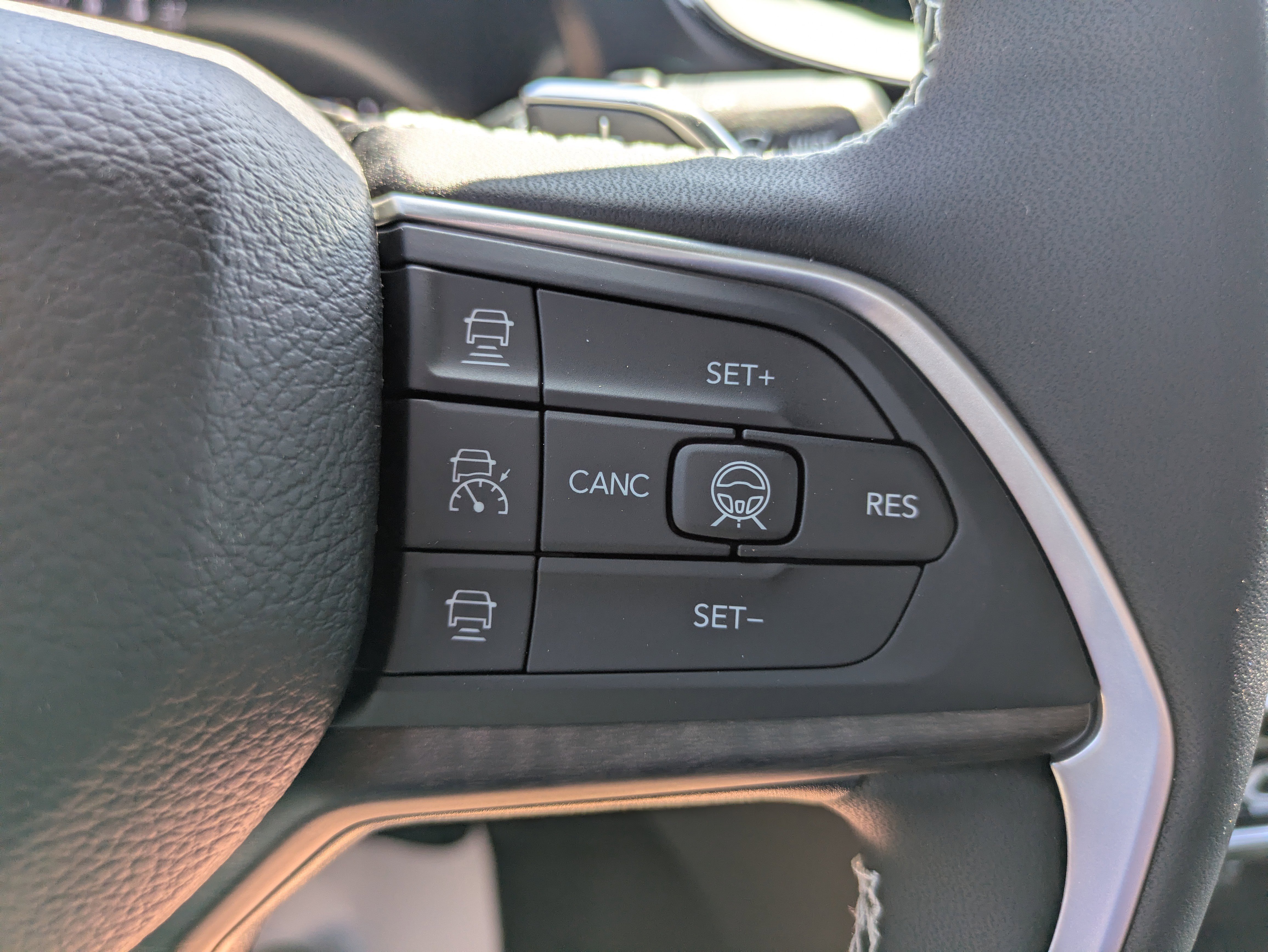 New 2026 Jeep Grand Cherokee Altitude RWD image 20