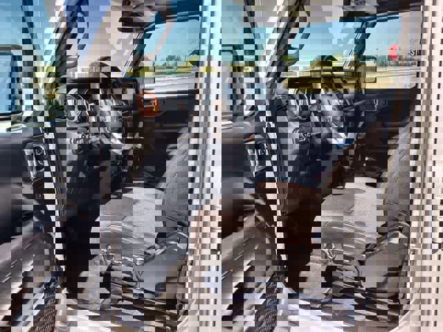 Used 2022 Jeep Gladiator Mojave w/ Trailer Tow Package image 3