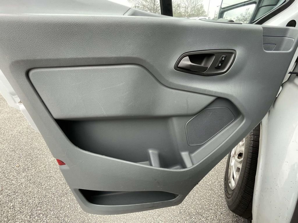 Used 2019 Ford Transit 350 XLT image 14