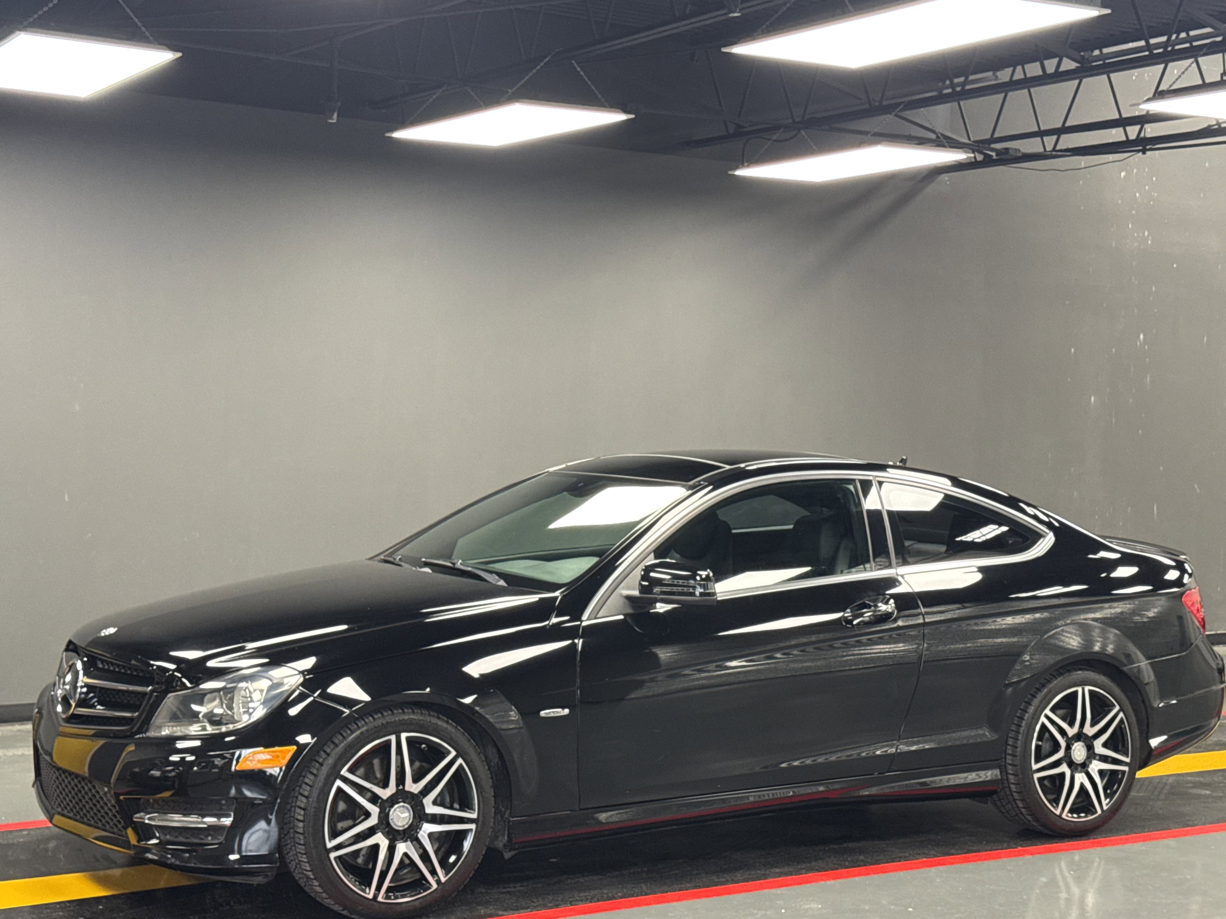 Used 2014 Mercedes-Benz C 250 Coupe image 1