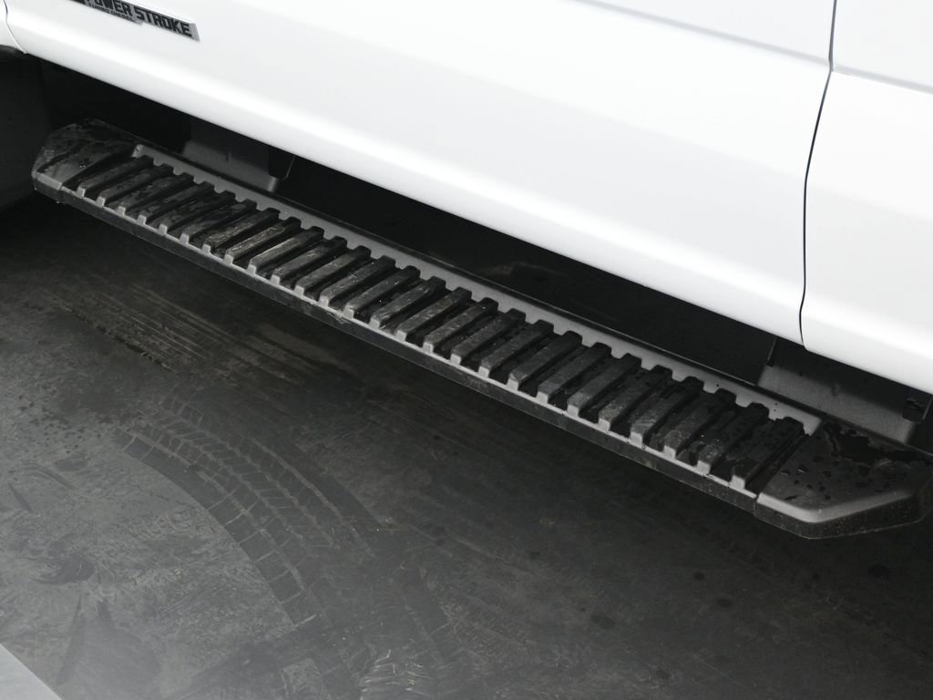 New 2025 Ford F450 XL w/ XL Chrome Package image 34