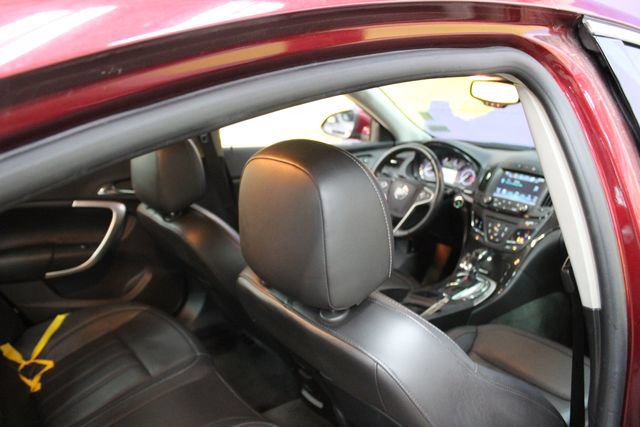 Used 2017 Buick Regal Premium FWD image 12