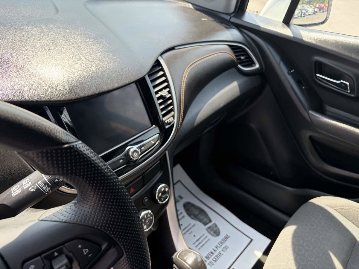 Used 2020 Chevrolet Trax LS w/ Tint and Cruise Package FWD image 12