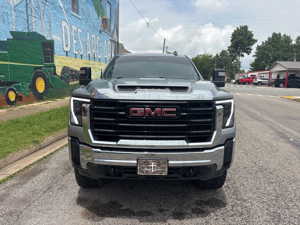 Used 2024 GMC Sierra 2500 Pro w/ Convenience Package AWD/4WD image 11