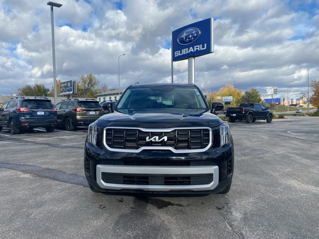 Used 2025 Kia Telluride S image 2