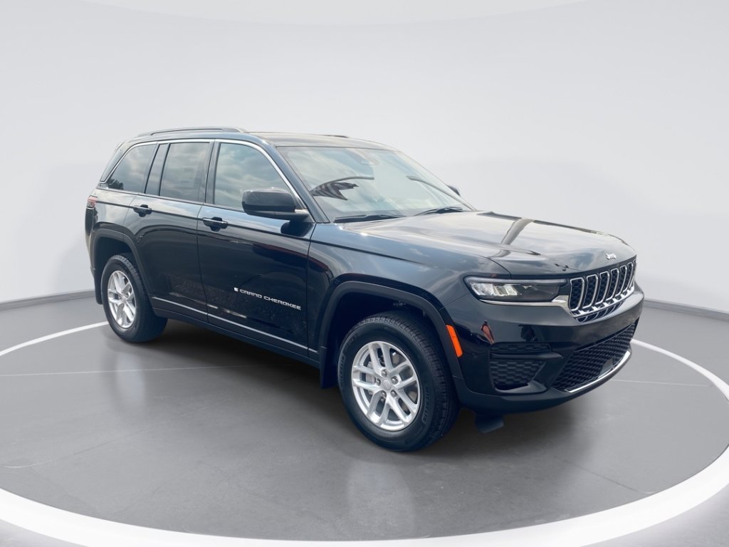 New 2025 Jeep Grand Cherokee Laredo X