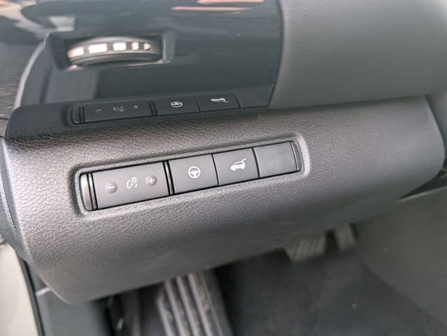 New 2025 Nissan Pathfinder SL image 17