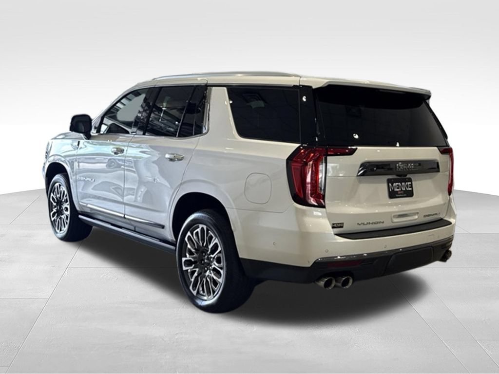Used 2023 GMC Yukon Denali Ultimate w/ LPO, Floor Liner Package AWD/4WD image 5
