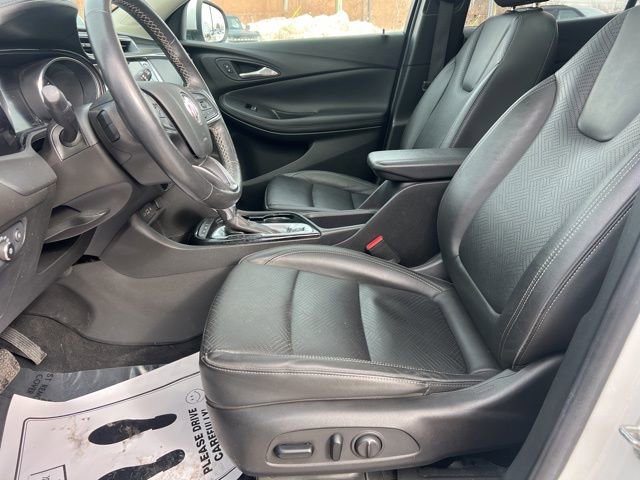 Used 2021 Buick Encore GX Essence w/ Experience Buick Package AWD/4WD image 20