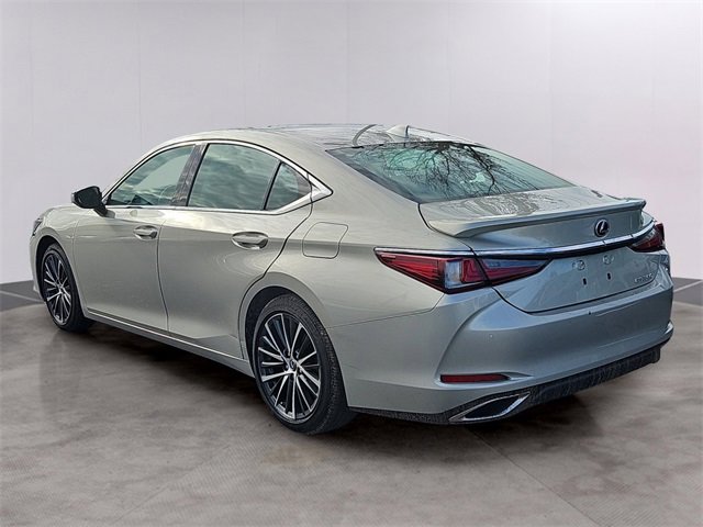 Used 2023 Lexus ES 350 w/ Premium Package image 6