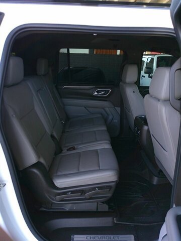 Used 2021 Chevrolet Suburban Z71 w/ Z71 Off-Road Package AWD/4WD image 29