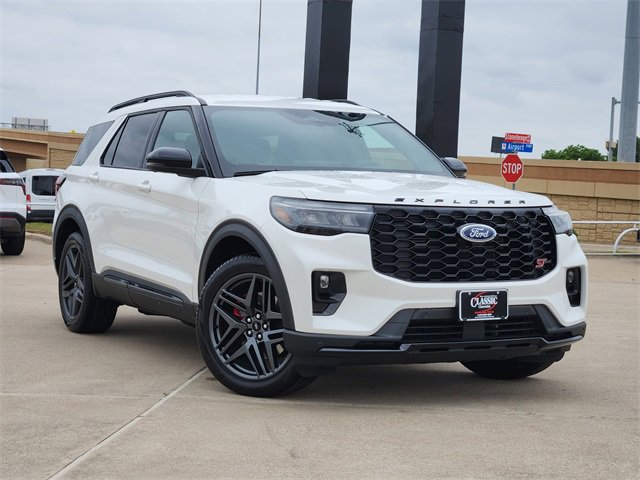 Used 2025 Ford Explorer ST RWD video 2