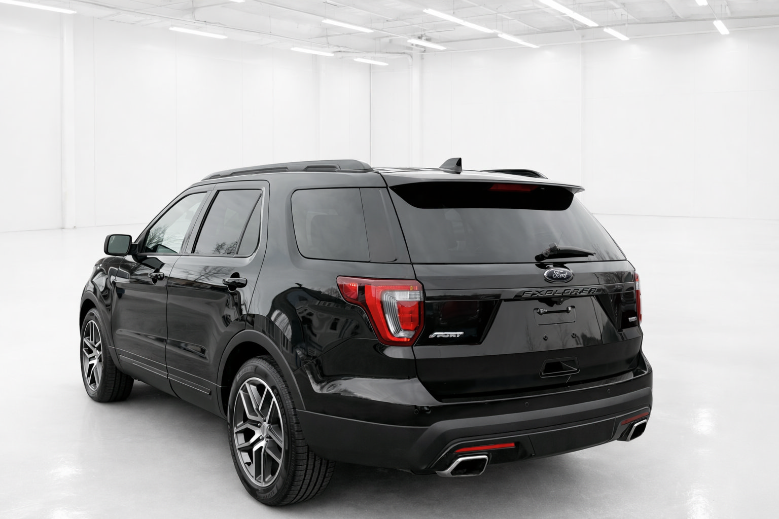 Used 2017 Ford Explorer Sport w/ Equipment Group 401A AWD/4WD image 8