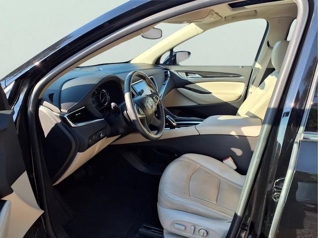 Certified 2018 Buick Enclave Premium w/ Experience Buick Package FWD image 18