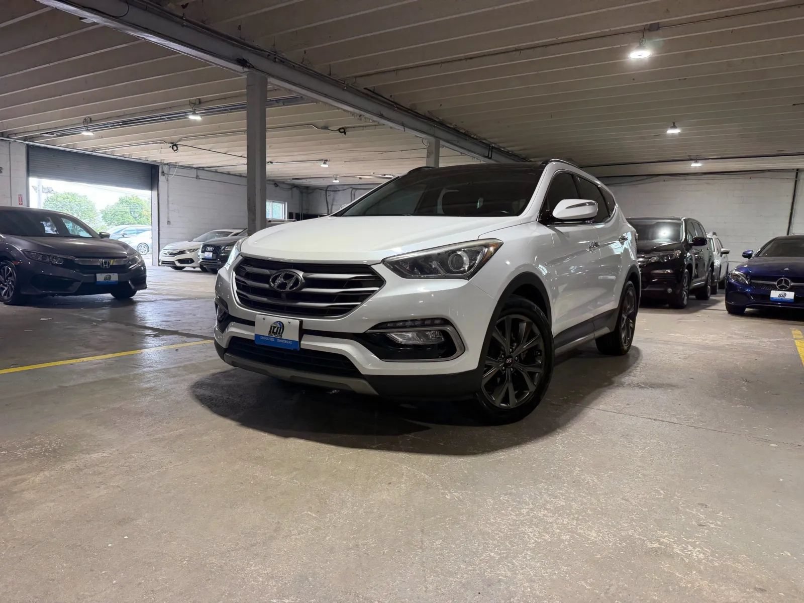 Used 2017 Hyundai Santa Fe Sport AWD/4WD image 2