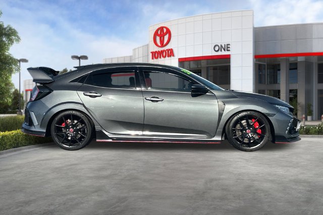 Used 2019 Honda Civic Type R image 3