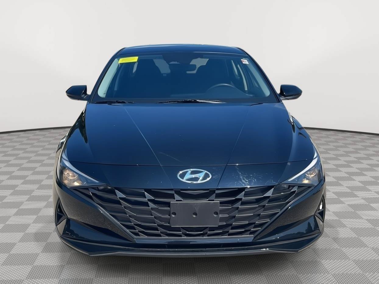 Certified 2023 Hyundai Elantra SEL FWD image 2
