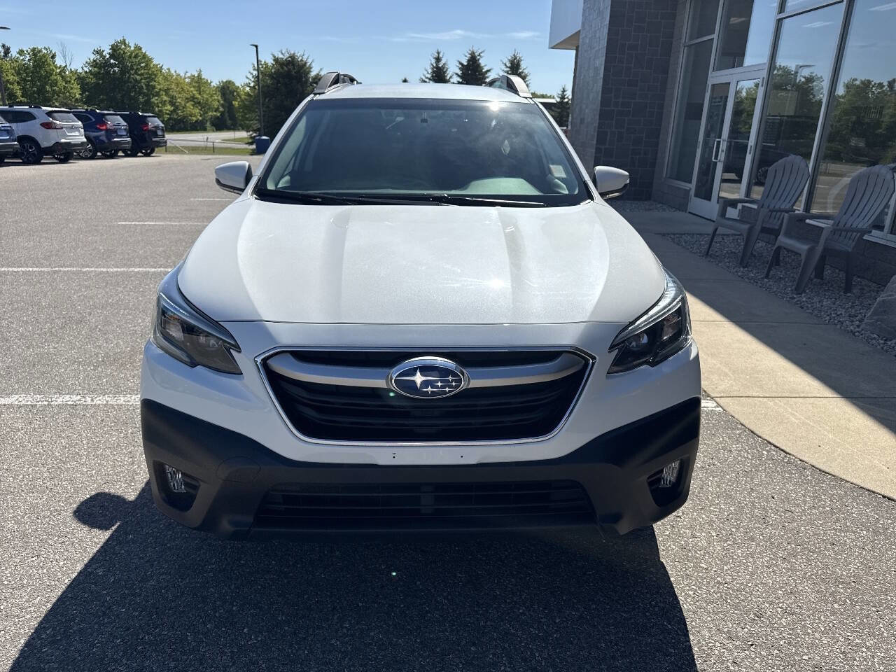 Used 2020 Subaru Outback Premium w/ Tech Package 1 AWD/4WD image 8