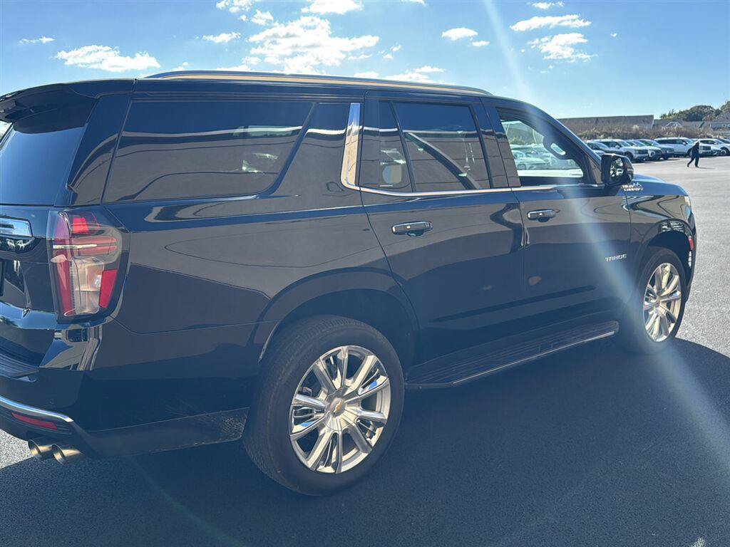 Used 2024 Chevrolet Tahoe High Country AWD/4WD image 7