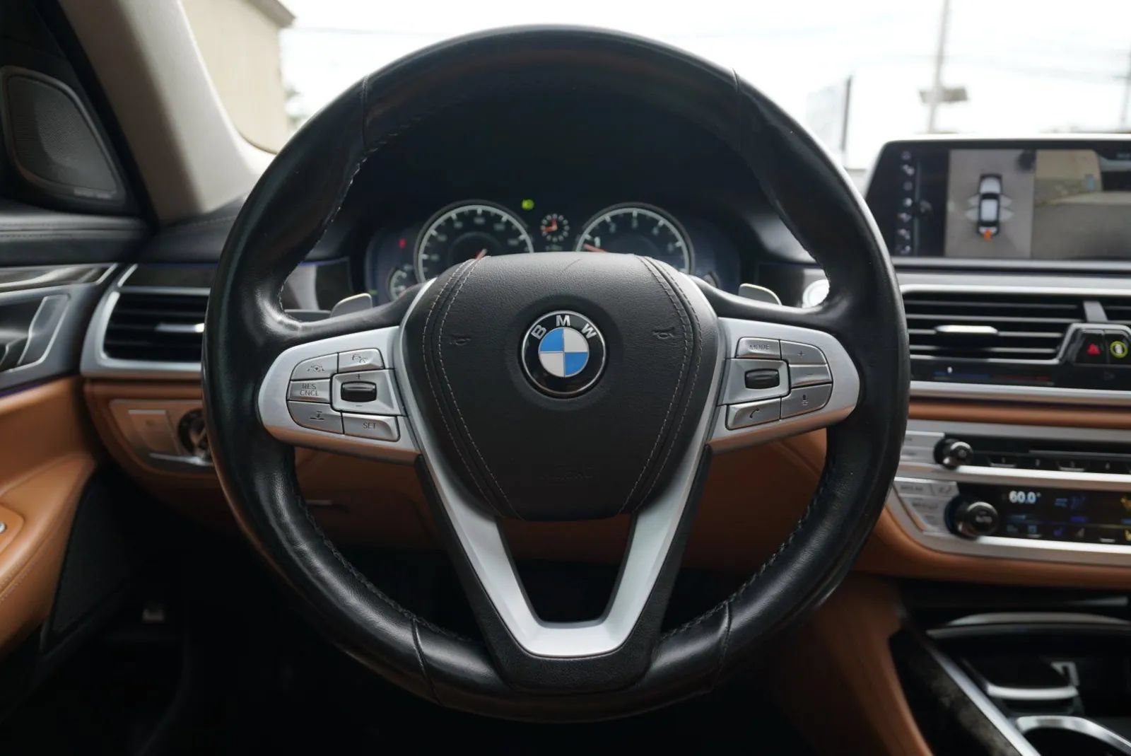 Used 2017 BMW 740i xDrive AWD/4WD image 58