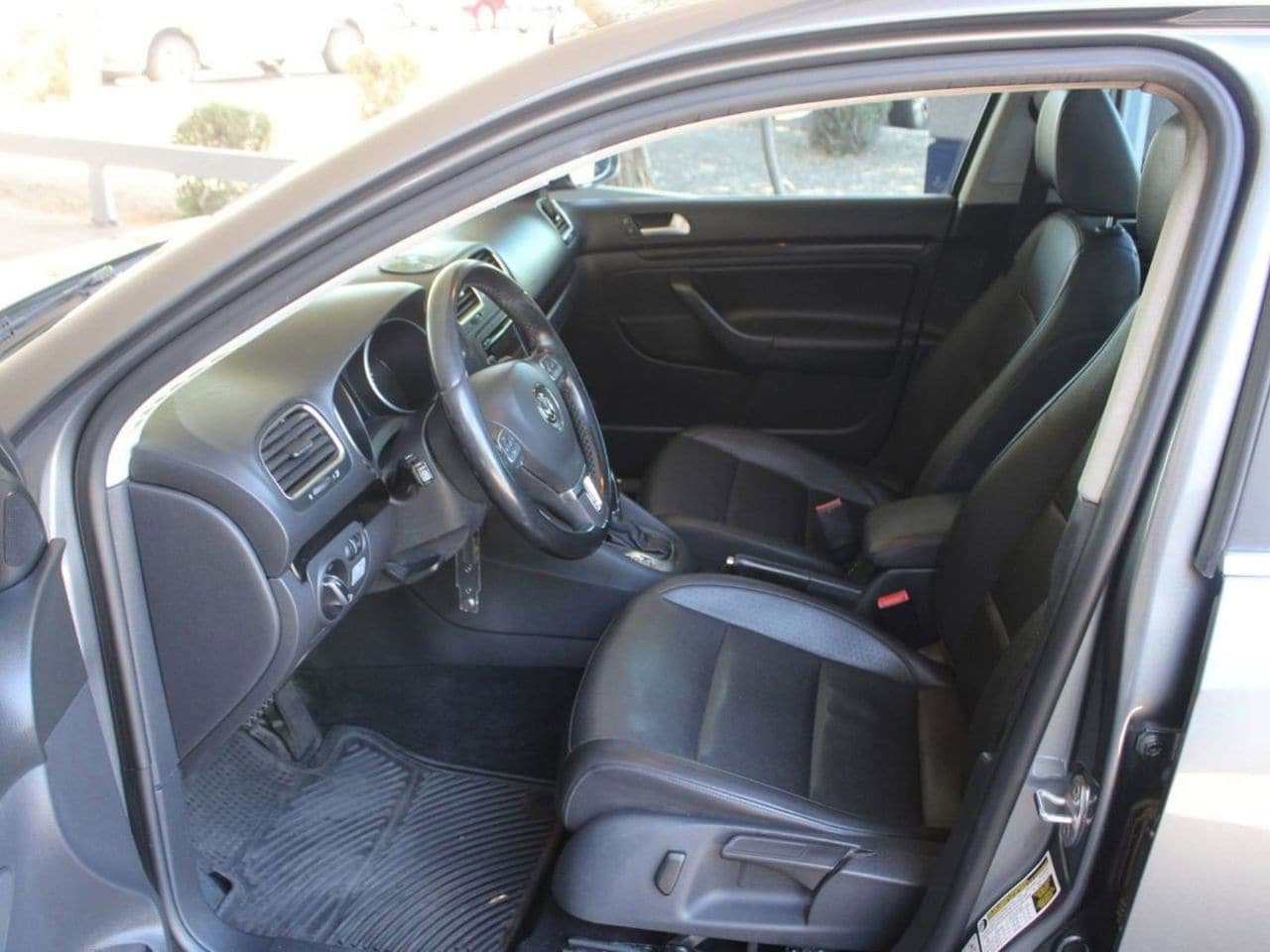 Used 2014 Volkswagen Jetta TDI FWD image 9