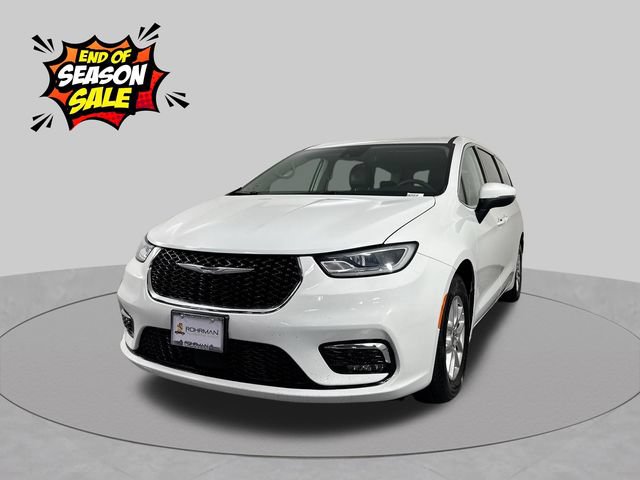 Used 2023 Chrysler Pacifica Touring-L