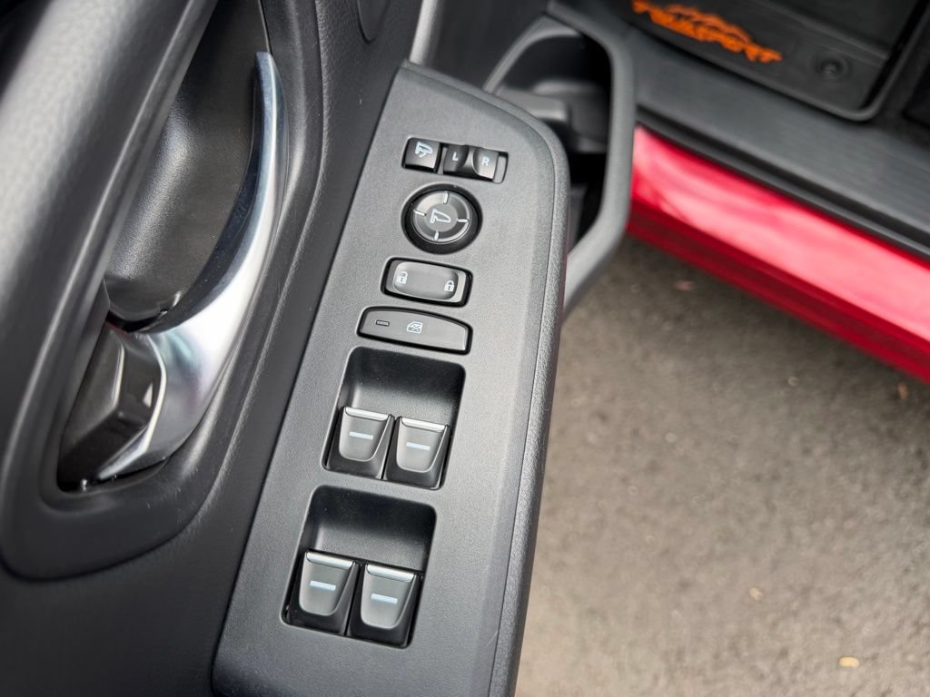 Used 2025 Honda Pilot TrailSport image 14