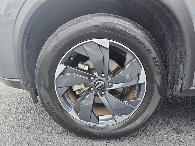 Used 2025 Nissan Rogue SV AWD/4WD image 35