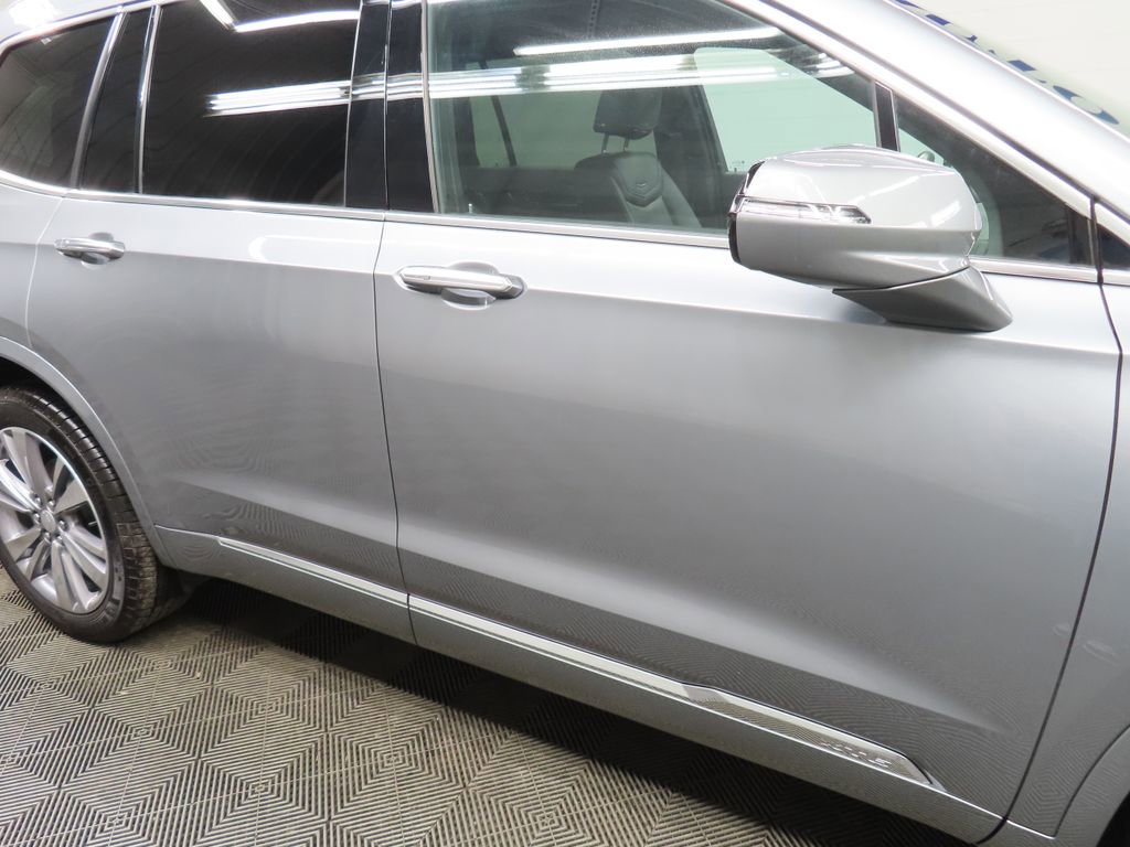 Used 2024 Cadillac XT6 Premium Luxury w/ LPO, Floor Liner Package AWD/4WD image 33