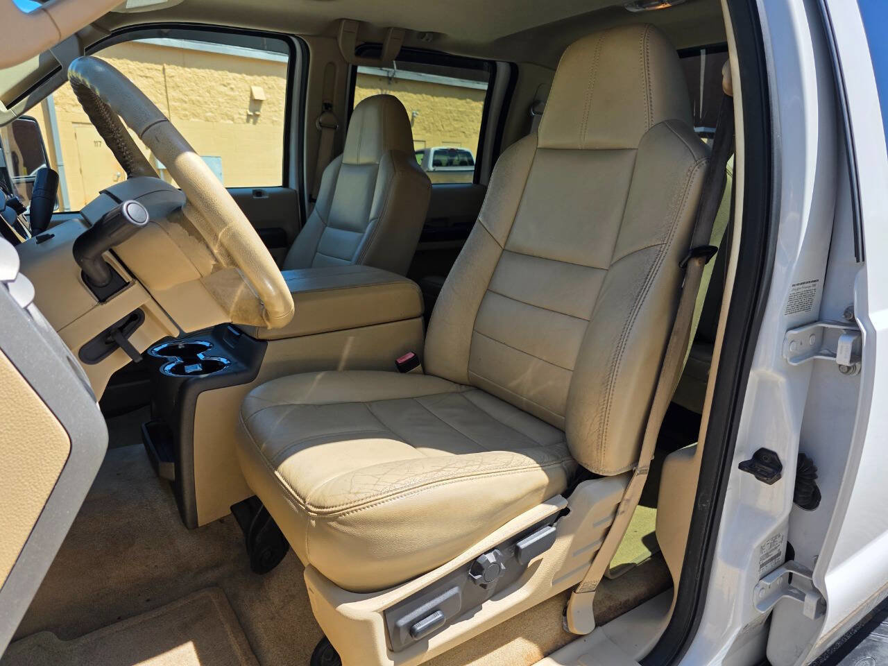 Used 2009 Ford F350 Lariat image 17