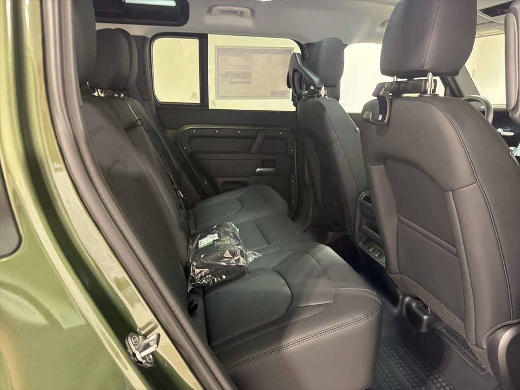 New 2026 Land Rover Defender 110 S AWD/4WD image 28