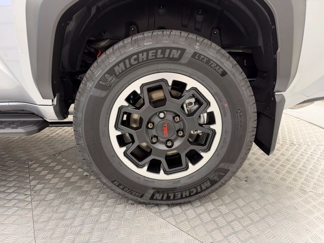 New 2026 Toyota 4Runner TRD Off-Road AWD/4WD image 23