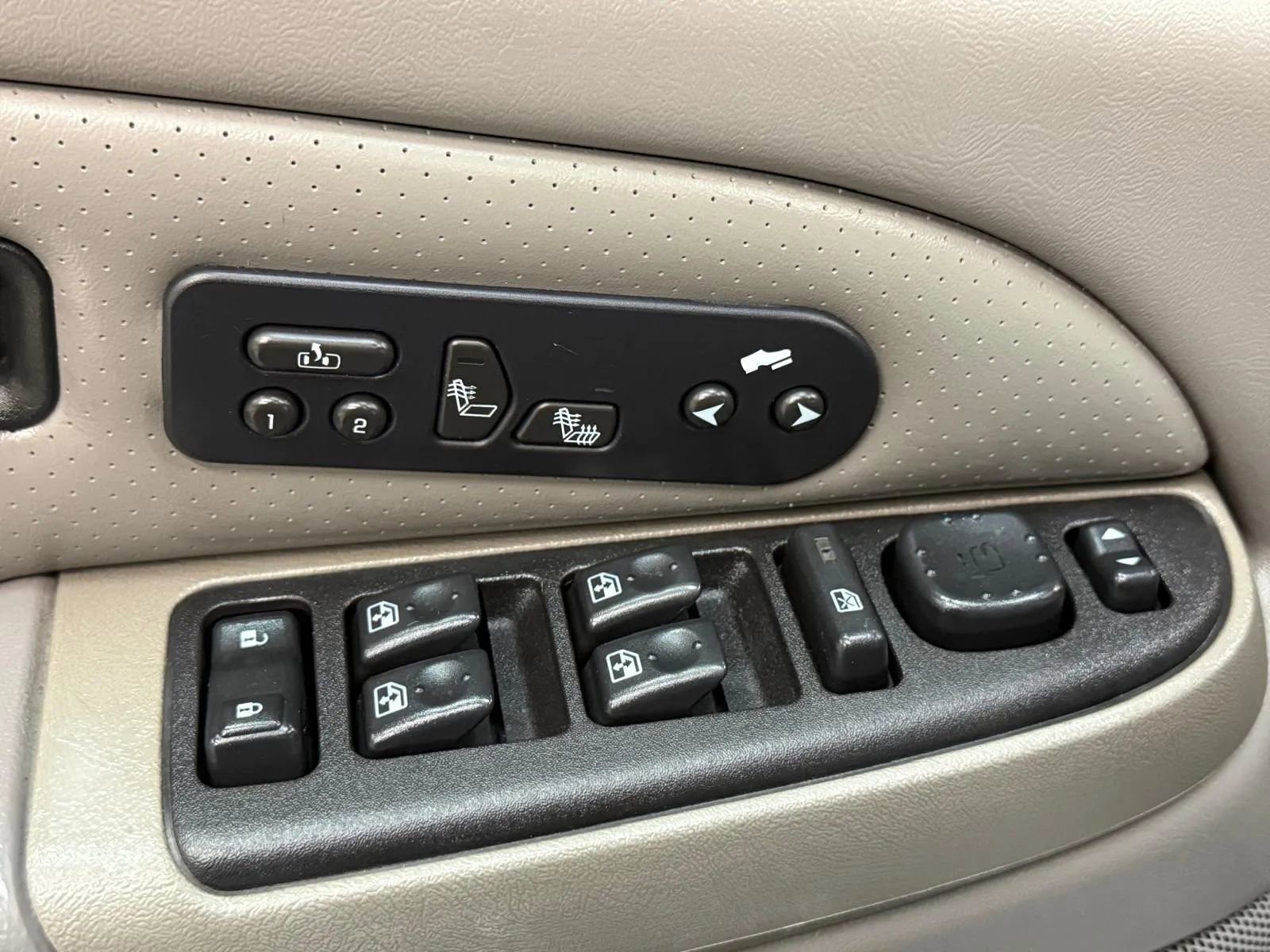 Used 2006 Cadillac Escalade EXT Sport Utility Pickup 4D 5 1/4 image 20