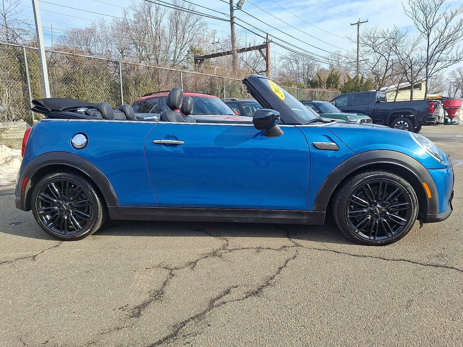Used 2022 MINI Cooper S image 7
