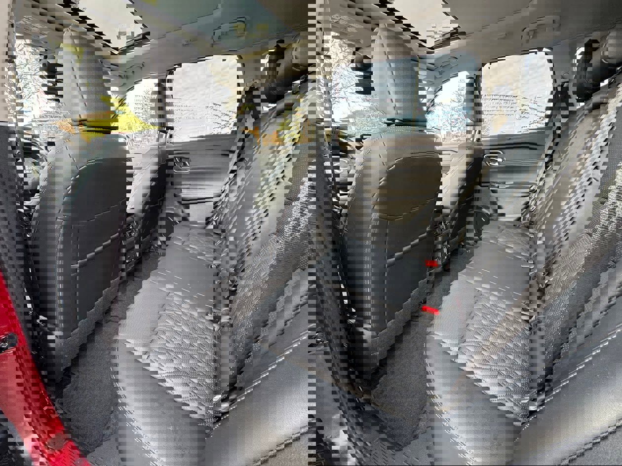 Used 2023 Nissan Rogue Platinum w/ Platinum Premium Package image 9