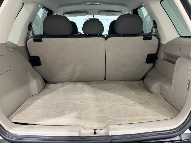 Used 2009 Ford Escape Limited AWD/4WD image 34