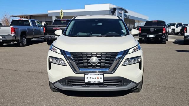 Used 2021 Nissan Rogue SV AWD/4WD image 3