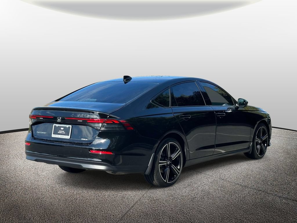Used 2026 Honda Accord SE image 2