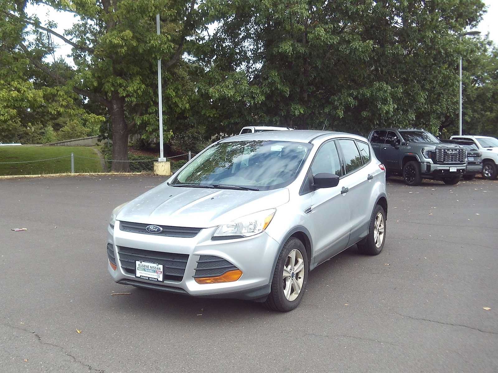 Used 2014 Ford Escape S FWD image 1