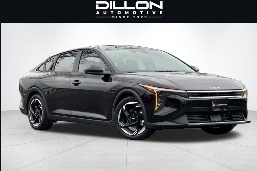 Used 2025 Kia K4 GT-Line Turbo FWD image 1
