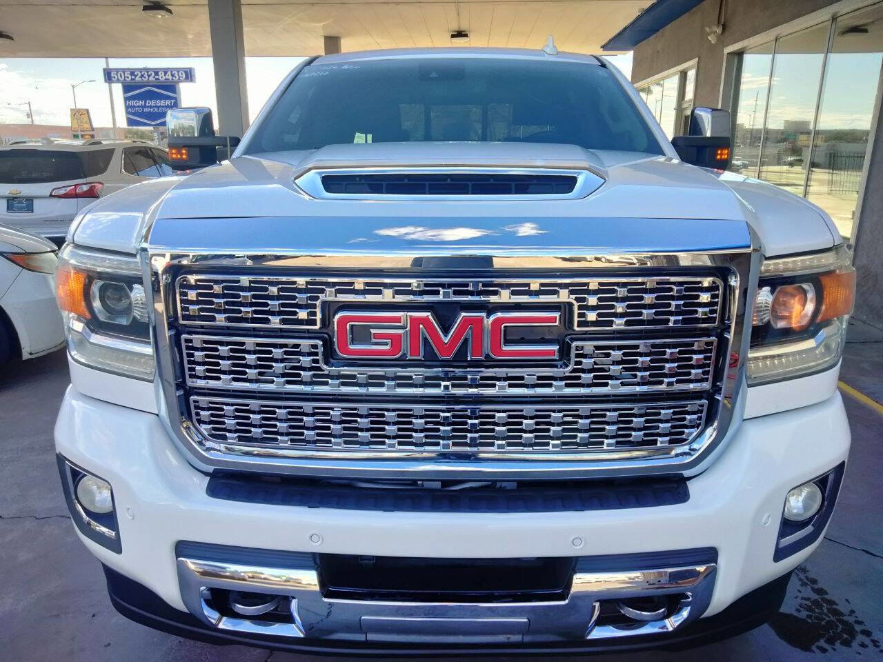 Used 2019 GMC Sierra 3500 Denali w/ Duramax Plus Package image 7