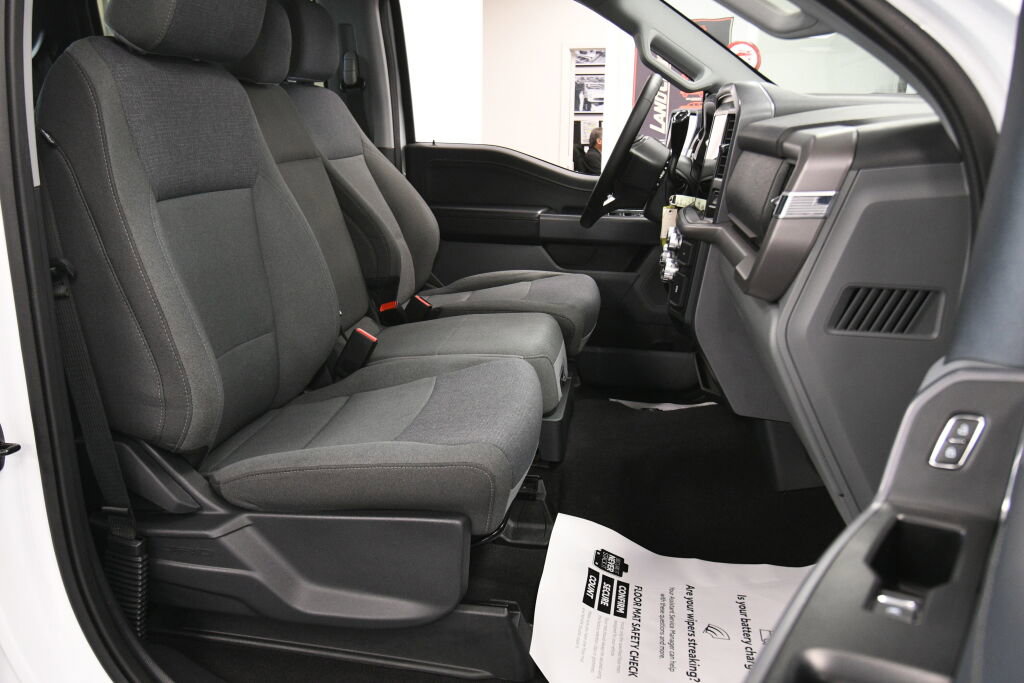 Used 2025 Ford F150 XLT w/ Equipment Group 301A Standard AWD/4WD image 25