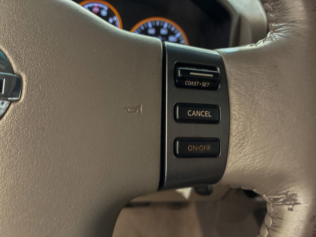 Used 2008 Nissan Titan SE image 18