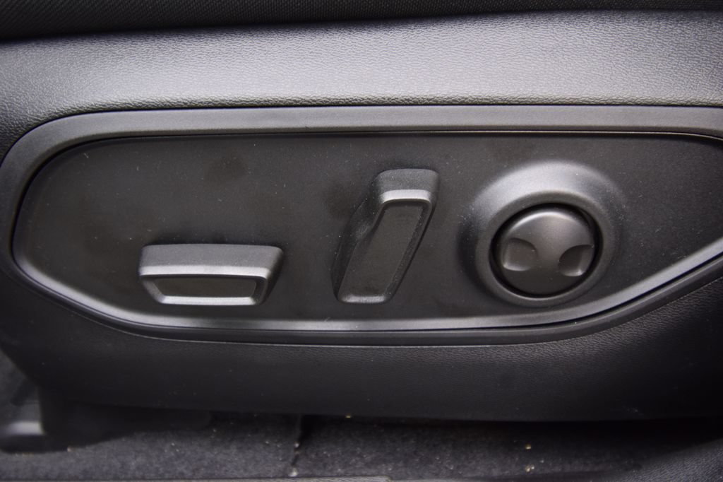 New 2026 Jeep Cherokee Laredo AWD/4WD image 33