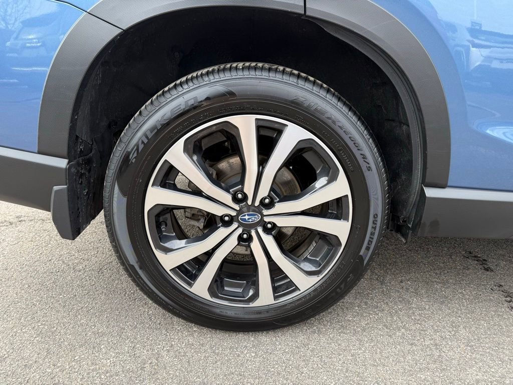 Used 2023 Subaru Forester Limited image 27