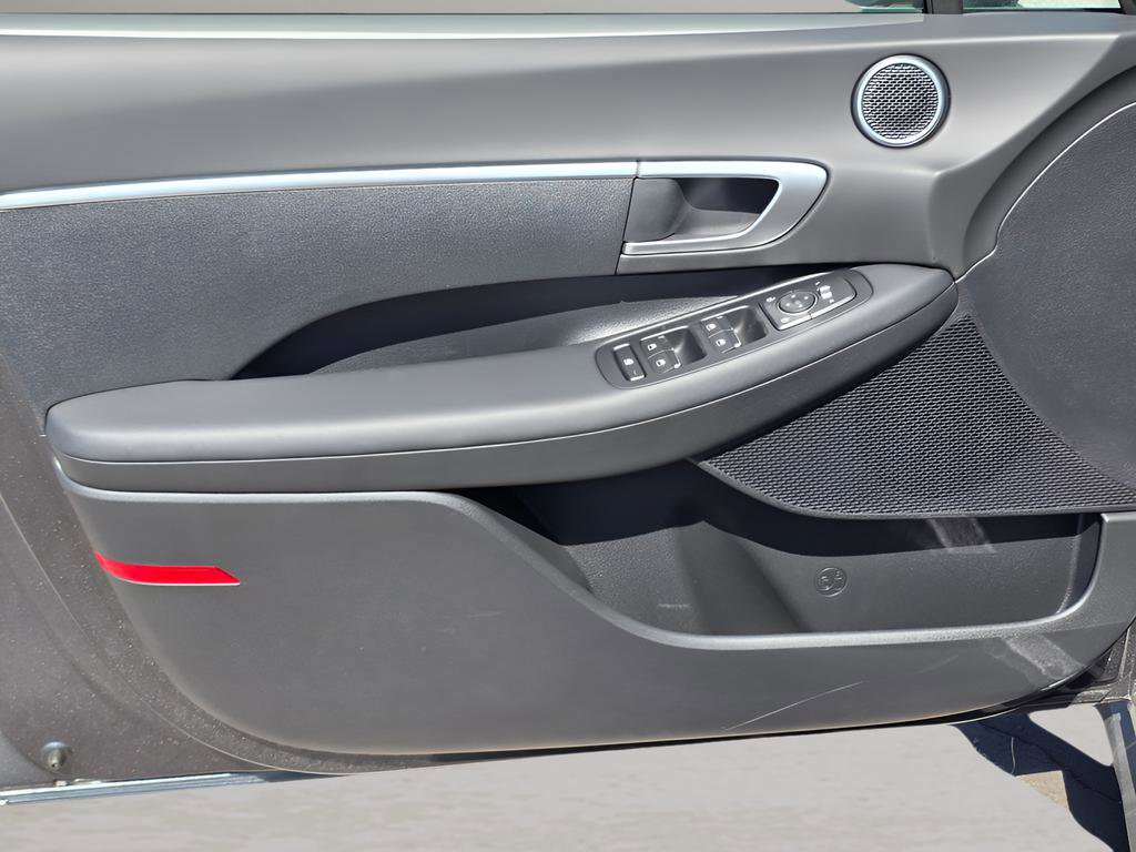 New 2026 Hyundai Sonata SE FWD image 12