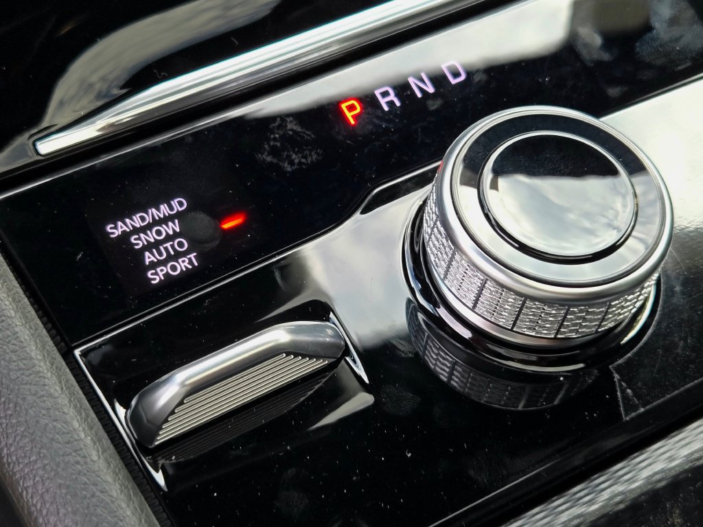 New 2027 Jeep Grand Cherokee Altitude AWD/4WD image 36