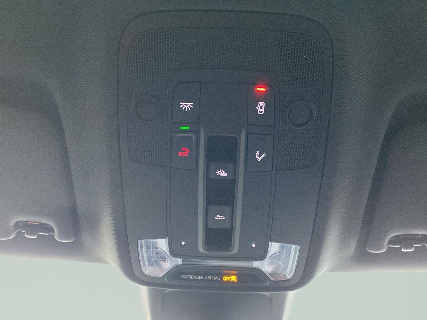 Used 2025 Audi Q3 2.0T Premium image 30