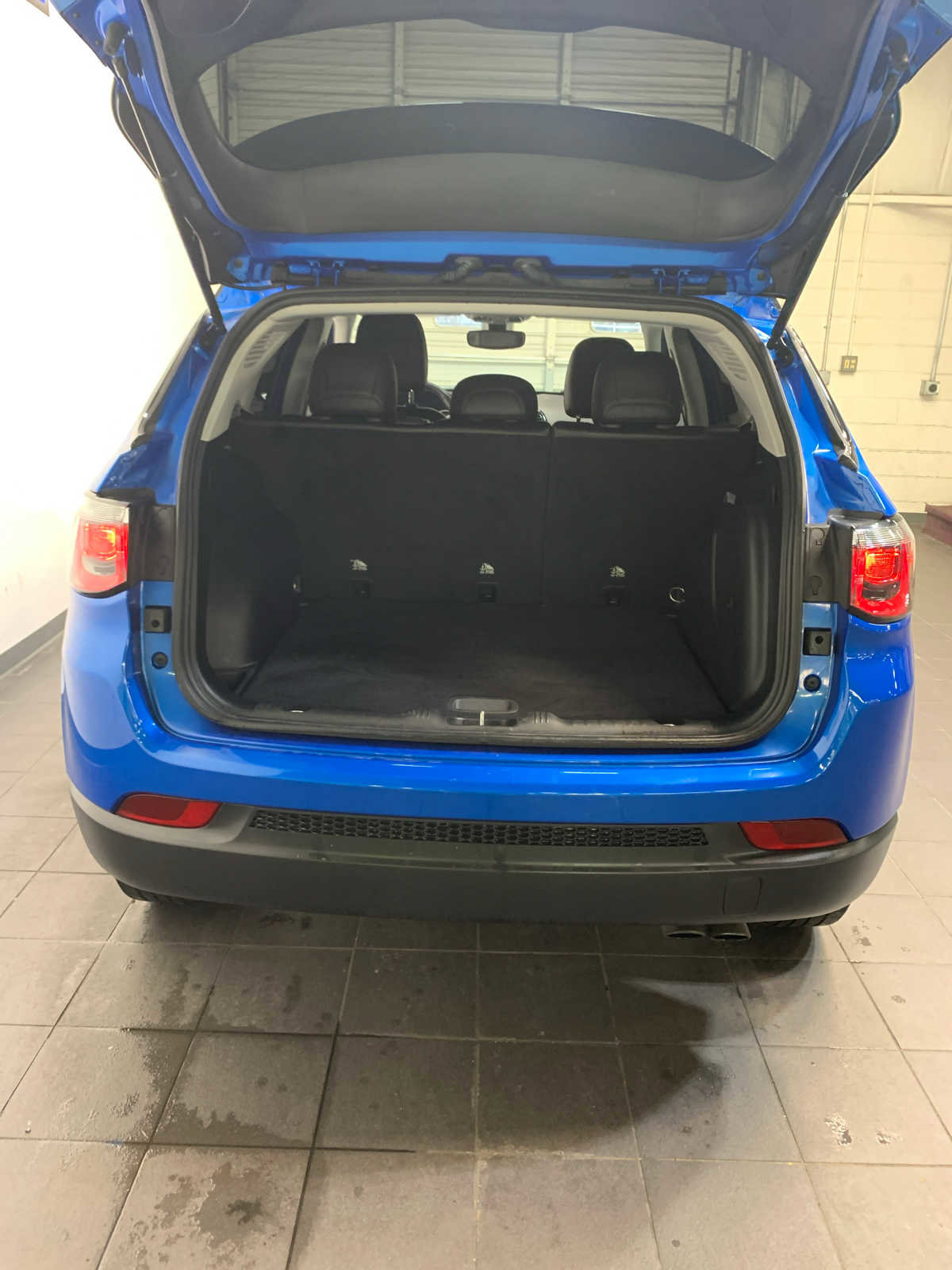 Used 2021 Jeep Compass Latitude w/ Sun and Sound Group image 12